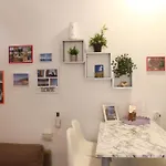 Klarisa City Center Apartment With Terrace